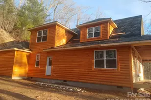 282 Megan Dr, Clyde, NC 28721 - Photo 2