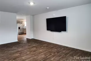 2109 Allium Dr, Charlotte, NC 28216 - Photo 8