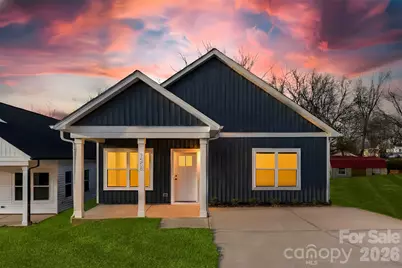 1554 7th Avenue Drive SW, Hickory, NC 28602 - Photo 2