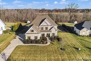 191 Hidden Meadows Dr, Mooresville, NC 28117 - Photo 2