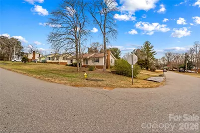 115 Pineview Court, Statesville, NC 28625 - Photo 4