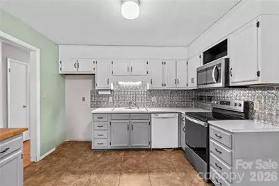 115 Pineview Court, Statesville, NC 28625 - Photo 12