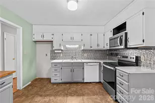 115 Pineview Ct, Statesville, NC 28625 - Photo 12