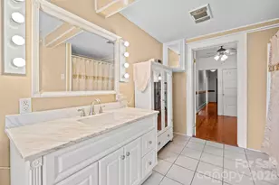 1244 21st St NE, Hickory, NC 28601 - Photo 20