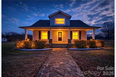 1244 21st Street NE, Hickory, NC 28601 - Photo 2