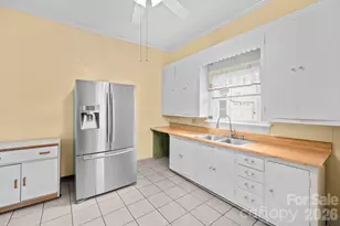 1244 21st St NE, Hickory, NC 28601 - Photo 12