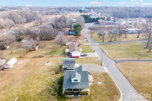 1244 21st St NE, Hickory, NC 28601 - Photo 40