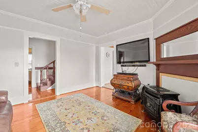 1244 21st Street NE, Hickory, NC 28601 - Photo 8