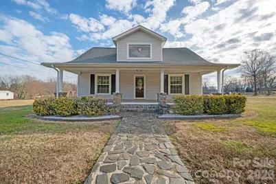 1244 21st Street NE, Hickory, NC 28601 - Photo 1