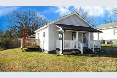 112 E Hartford Avenue E, Bessemer City, NC 28016 - Photo 1
