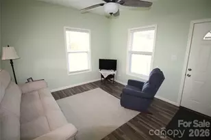 112 E Hartford Ave E, Bessemer City, NC 28016 - Photo 4