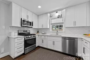 1811 Wedgedale Dr, Charlotte, NC 28210 - Photo 10