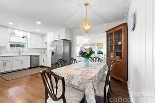 1811 Wedgedale Dr, Charlotte, NC 28210 - Photo 12