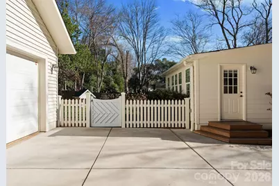 1811 Wedgedale Drive, Charlotte, NC 28210 - Photo 26