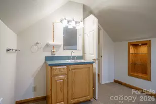 10 Iswa Dr, Taylorsville, NC 28681 - Photo 38