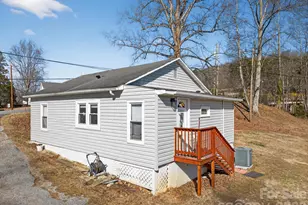 105 Countryside Dr SW, Lenoir, NC 28645 - Photo 22