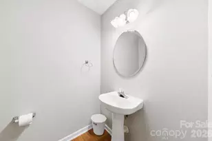 8144 Christmas Ct, Charlotte, NC 28216 - Photo 4