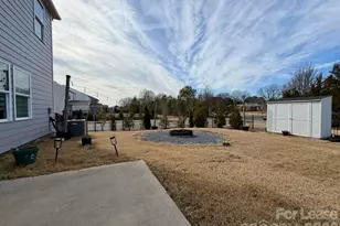 14036 Canemeadow Dr, Charlotte, NC 28278 - Photo 30