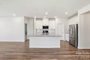 4526 Bright Rd, Charlotte, NC 28214 - Photo 2