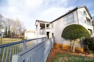 8119 Tremaine Ct, Charlotte, NC 28227 - Photo 2