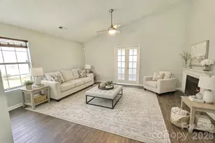 8119 Tremaine Ct, Charlotte, NC 28227 - Photo 4