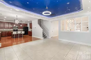 14038 Pinyon Pine Ln, Charlotte, NC 28215 - Photo 4