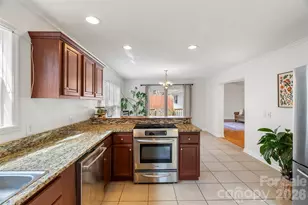 61 Rhododendron Dr, Brevard, NC 28712 - Photo 22