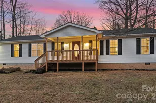 61 Rhododendron Dr, Brevard, NC 28712 - Photo 1