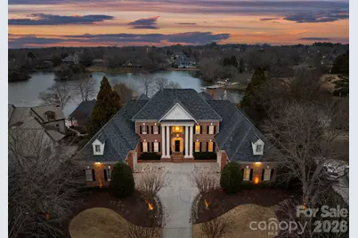 8721 Lake Challis Lane, Charlotte, NC 28226 - Photo 2