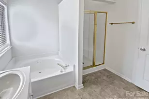 7016 Long Run Ln, Charlotte, NC 28216 - Photo 12