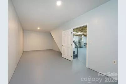 5284 Lisa Lane, Hickory, NC 28602 - Photo 32