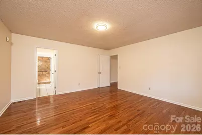 5284 Lisa Lane, Hickory, NC 28602 - Photo 24