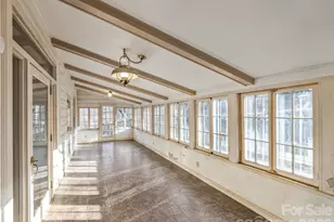 385 Chunns Cove Rd, Asheville, NC 28805 - Photo 14