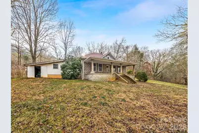 385 Chunns Cove Road, Asheville, NC 28805 - Photo 2