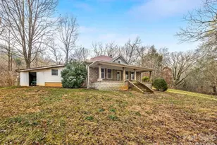 385 Chunns Cove Rd, Asheville, NC 28805 - Photo 2