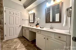 14608 Via Sorrento Dr, Charlotte, NC 28277 - Photo 16