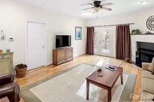 4 Holiday Dr, Arden, NC 28704 - Photo 4