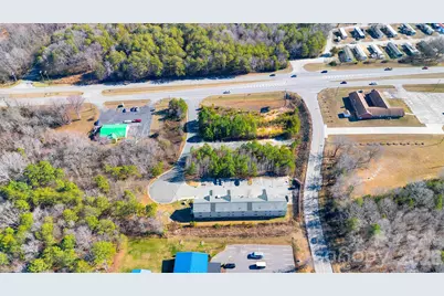 877 N Main Street, Clover, SC 29710 - Photo 6