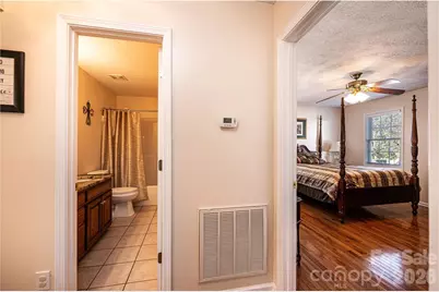 2576 Rolling Ridge Drive, Hickory, NC 28602 - Photo 30