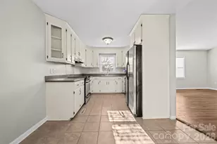 6200 Starlight Dr, Concord, NC 28027 - Photo 10