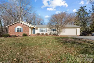 6200 Starlight Dr, Concord, NC 28027 - Photo 2