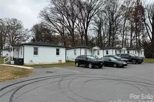 2439 Carmine St, Charlotte, NC 28206 - Photo 4