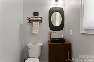 1700 Westbrook Dr, Charlotte, NC 28208 - Photo 18