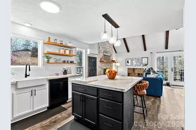 1 Thornwood Lane, Hendersonville, NC 28792 - Photo 8