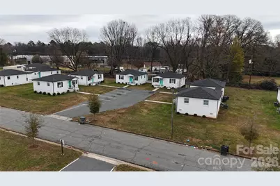 2213 Alma Court, Charlotte, NC 28206 - Photo 2