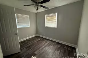 2213 Alma Ct, Charlotte, NC 28206 - Photo 10