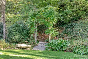 67 Cherokee Rd, Asheville, NC 28801 - Photo 38