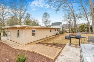 96 Oak Hill Rd, Candler, NC 28715 - Photo 36