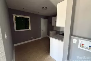 2232 Alma Ct, Charlotte, NC 28206 - Photo 8