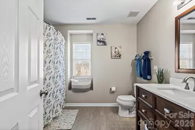 13715 Rutherglen Court, Charlotte, NC 28213 - Photo 32